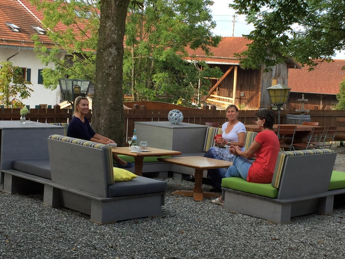 Hotel Alpenblick Riedering Eksteriør billede