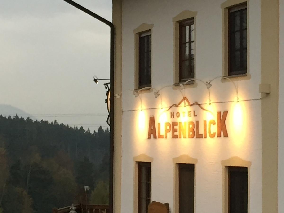Hotel Alpenblick Riedering Eksteriør billede